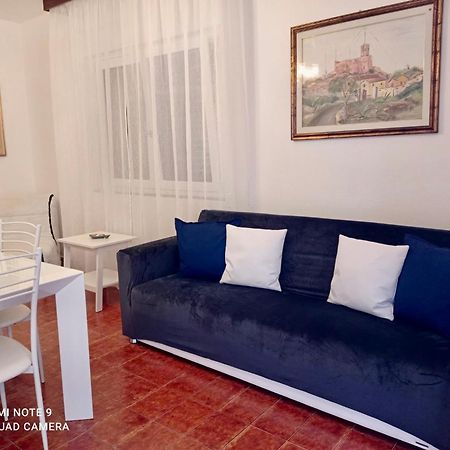 Residenza M.E.M. La Maddalena Apartment La Maddalena  Bagian luar foto