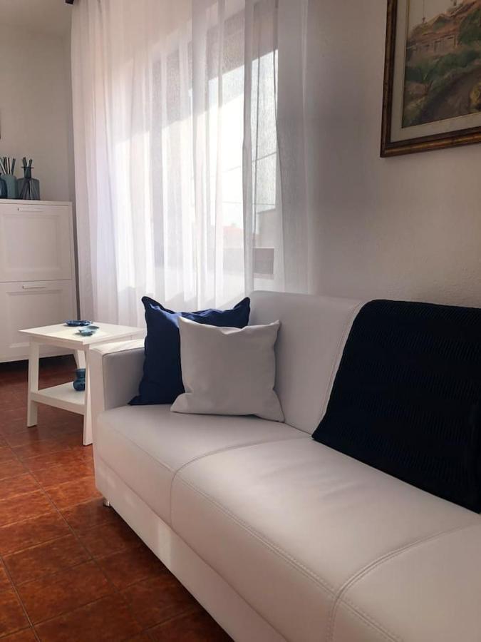 Residenza M.E.M. La Maddalena Apartment La Maddalena  Bagian luar foto