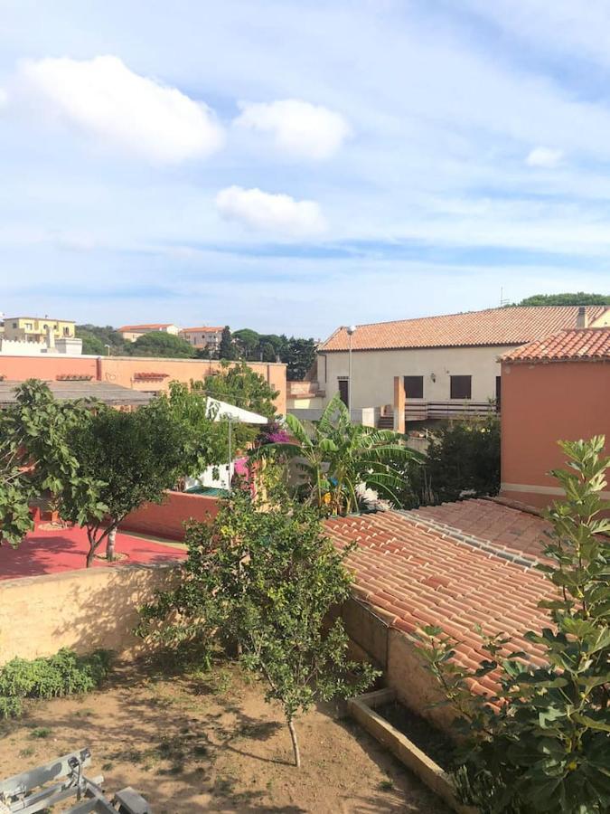 Residenza M.E.M. La Maddalena Apartment La Maddalena  Bagian luar foto