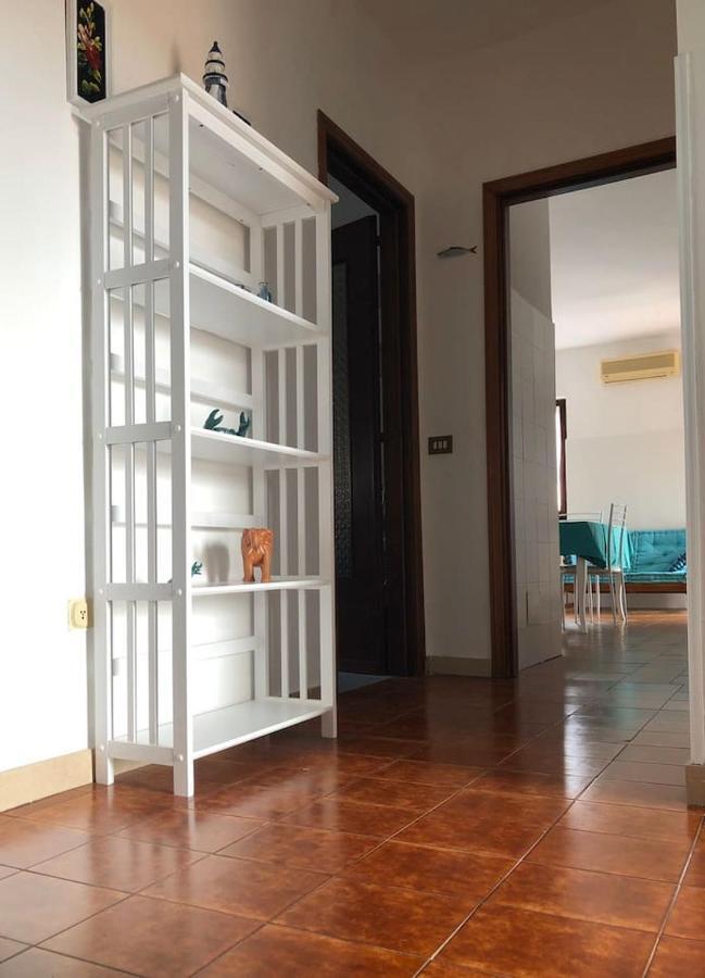 Residenza M.E.M. La Maddalena Apartment La Maddalena  Bagian luar foto